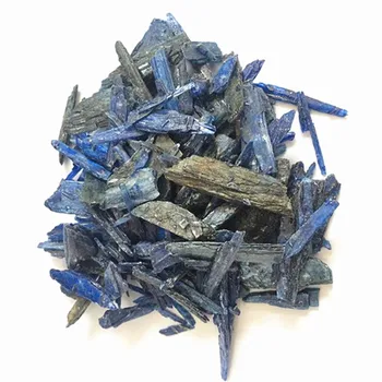 Natural Cianita Quartzo polido fatia Fina forma de Cristais de cor azul Caiu matérias cyanite pedra preciosa para a Cura de Cristais de 50g